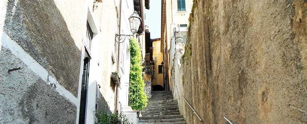 Hotel Montecodeno Varenna Exterior foto